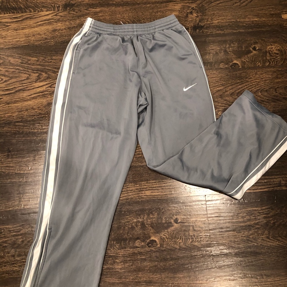 Nike men’s basketball sweats